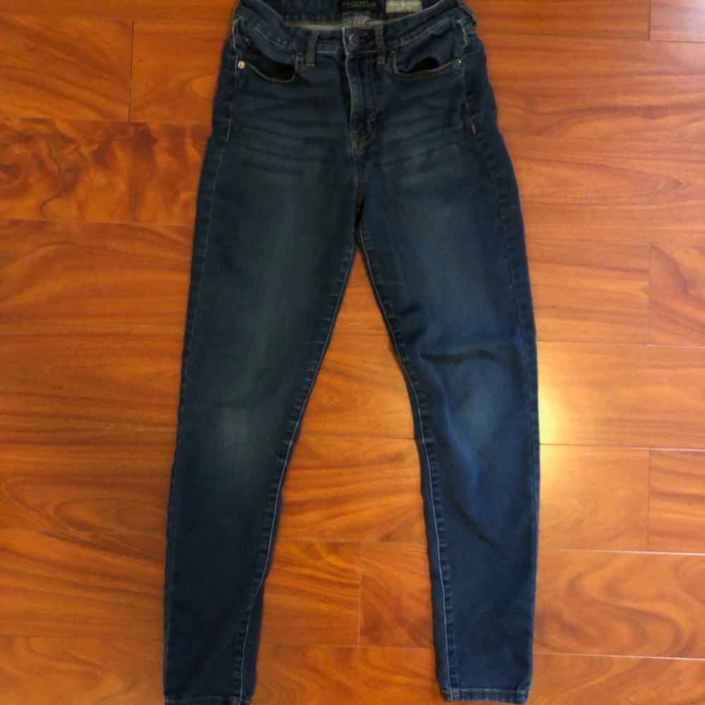 Aeropostale High Waisted Jegging (Jeans) Size 4 Re